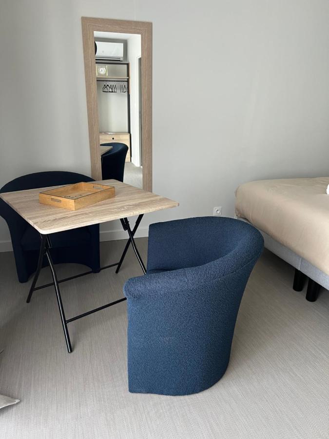 Chambre Privatisee L'Ermitage Vue Sur La Mayenne Шато-Гонтье Экстерьер фото
